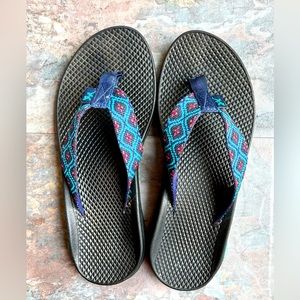 Women’s Chaco Flip Flops- Size 7